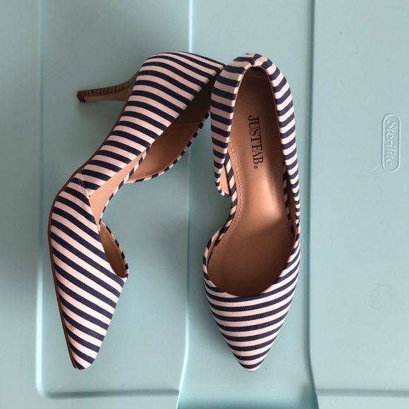 JustFab blue and white heels. - Picture 3 of 3